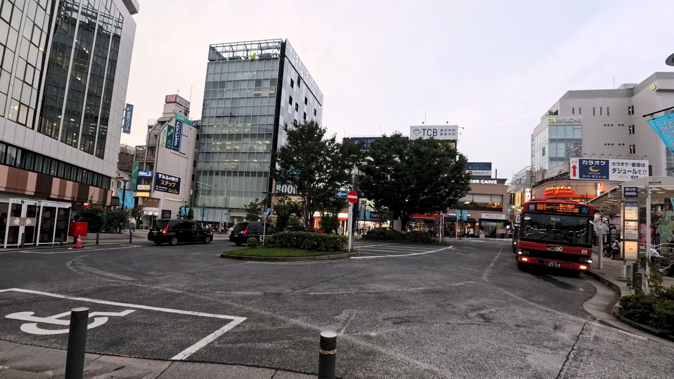 自由が丘駅ロータリー