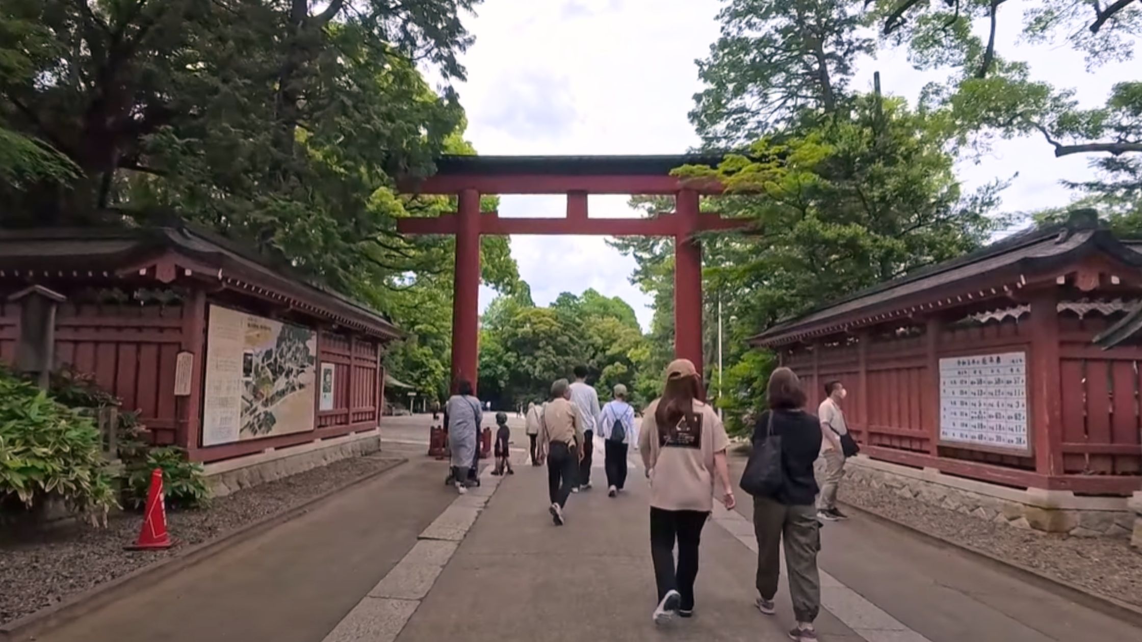 大宮氷川神社：三の鳥居