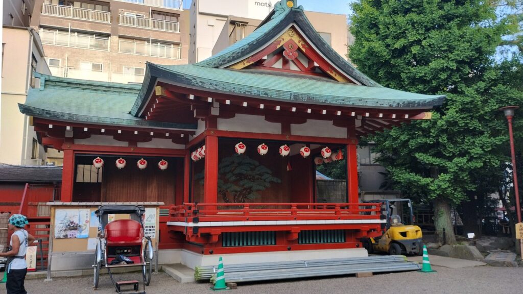 浅草神社:神楽殿(2025年5月撮影)
