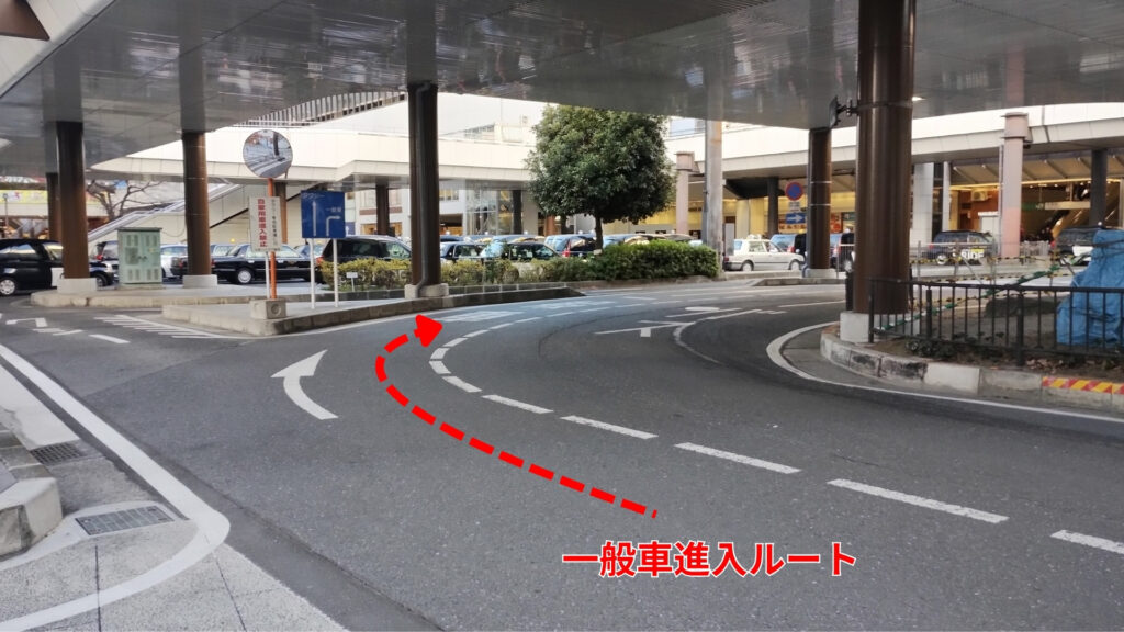 大宮駅西口ロータリー：一般車進入ルート