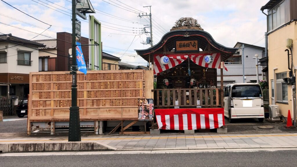 加須駅北口駅通り:上町八坂神社神輿